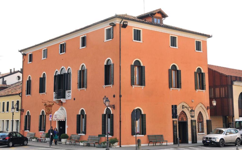 Hotel 5 Colonne Mirano Exteriör bild
